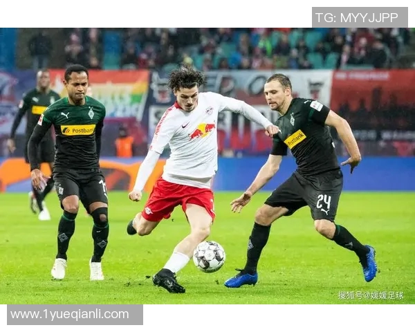 沙尔克04遭遇横扫门兴格拉德巴赫势不可挡，连续击败对手连败祸不单行